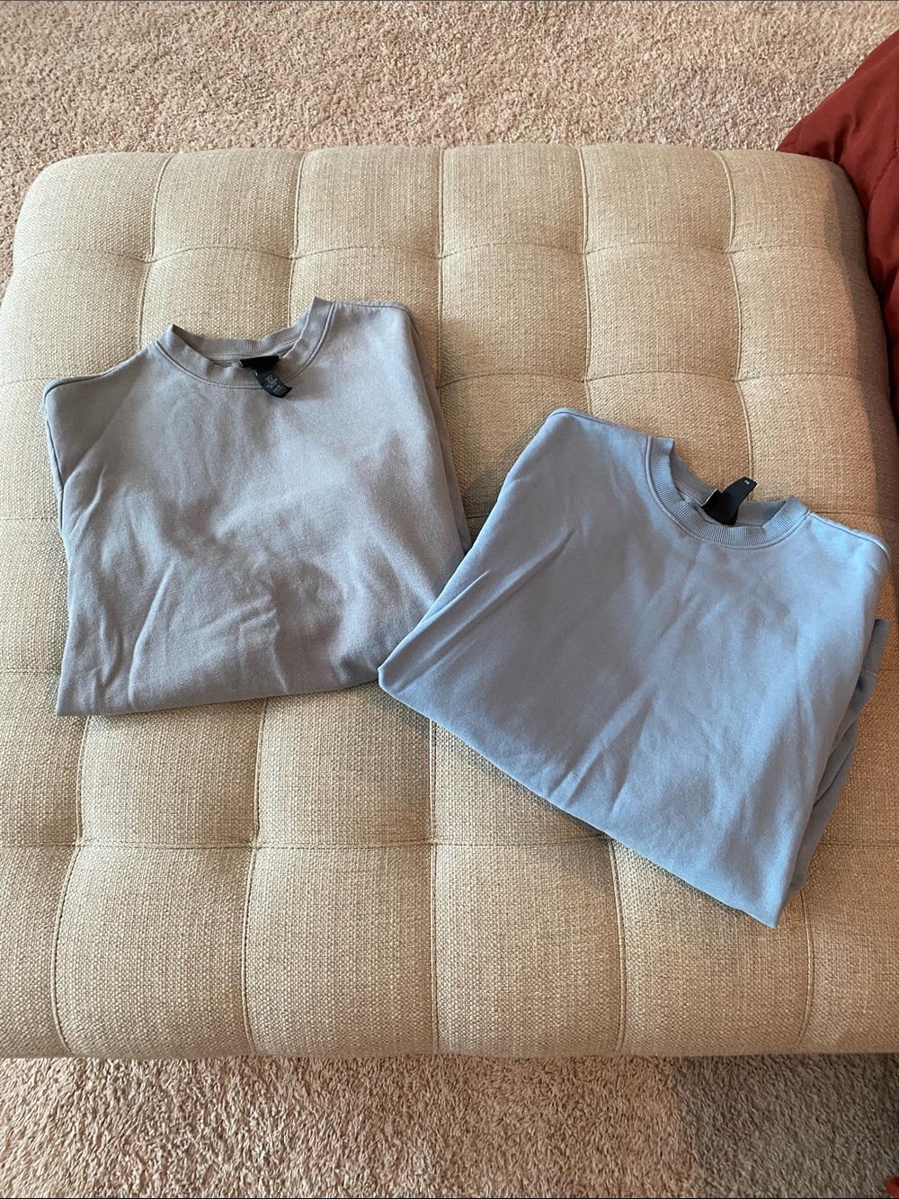 H&M crew neck sweatshirts - Light Gray & Light Blue
